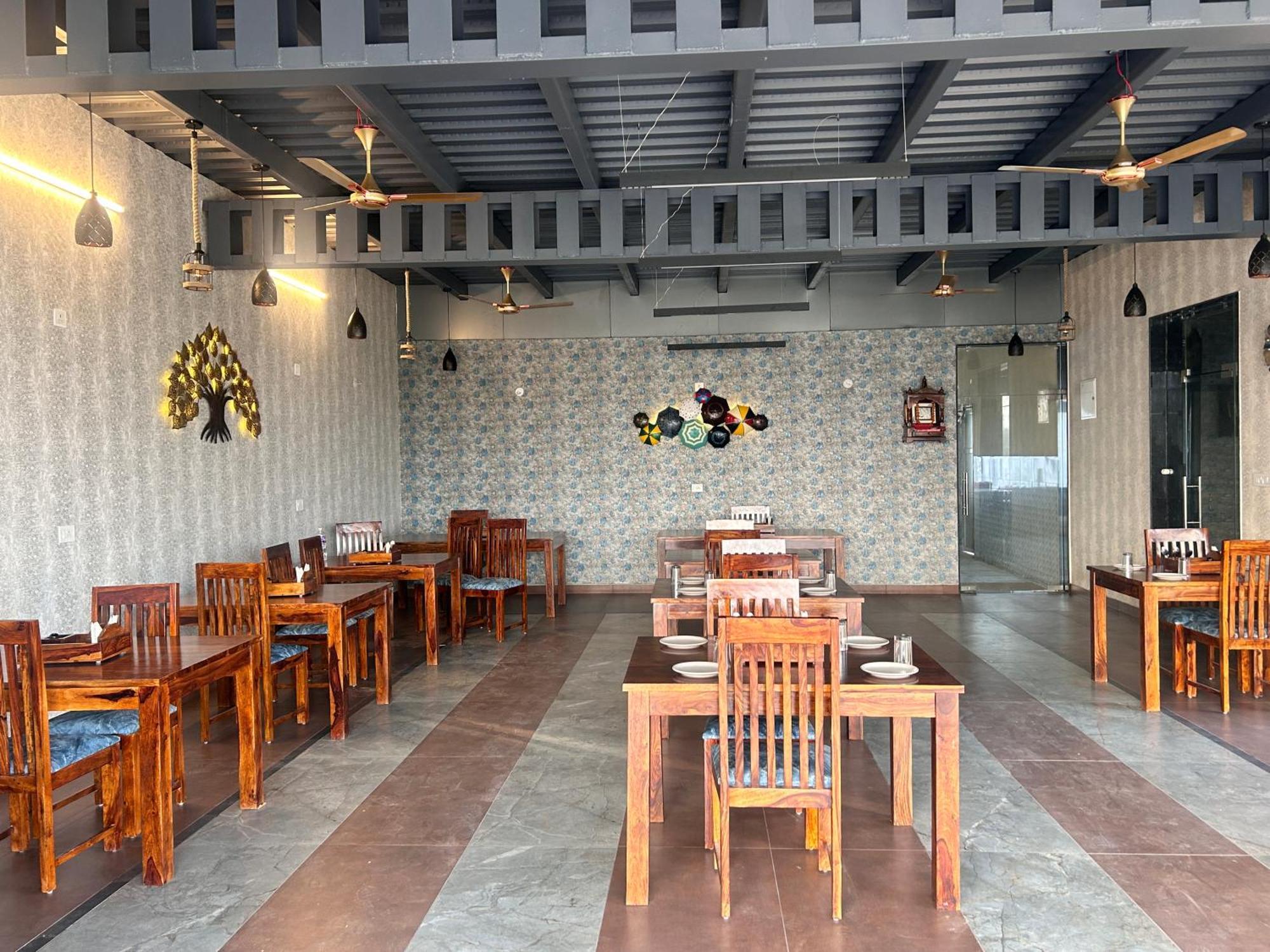Royal Rajasthan Resort Sikar エクステリア 写真