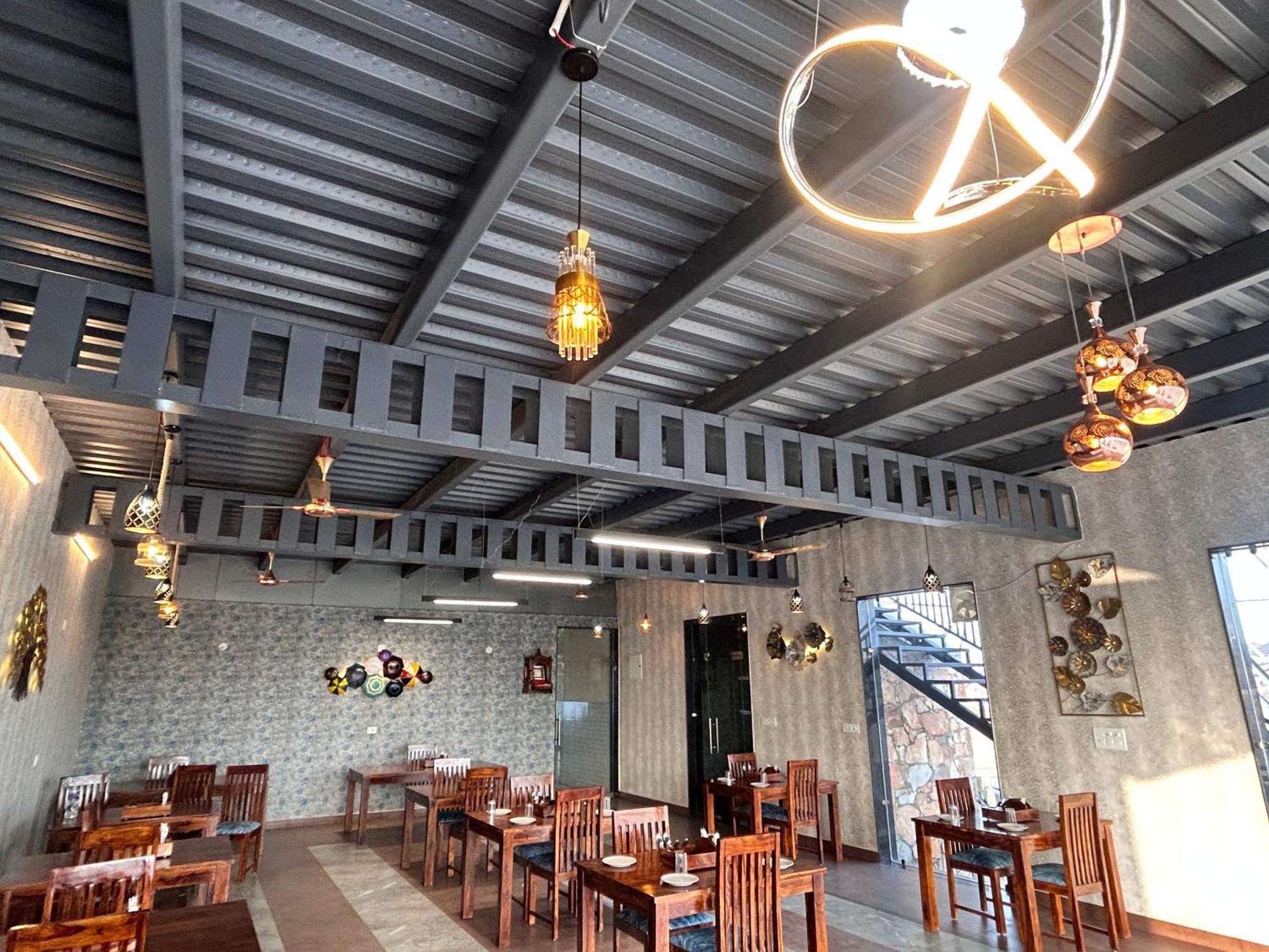 Royal Rajasthan Resort Sikar エクステリア 写真