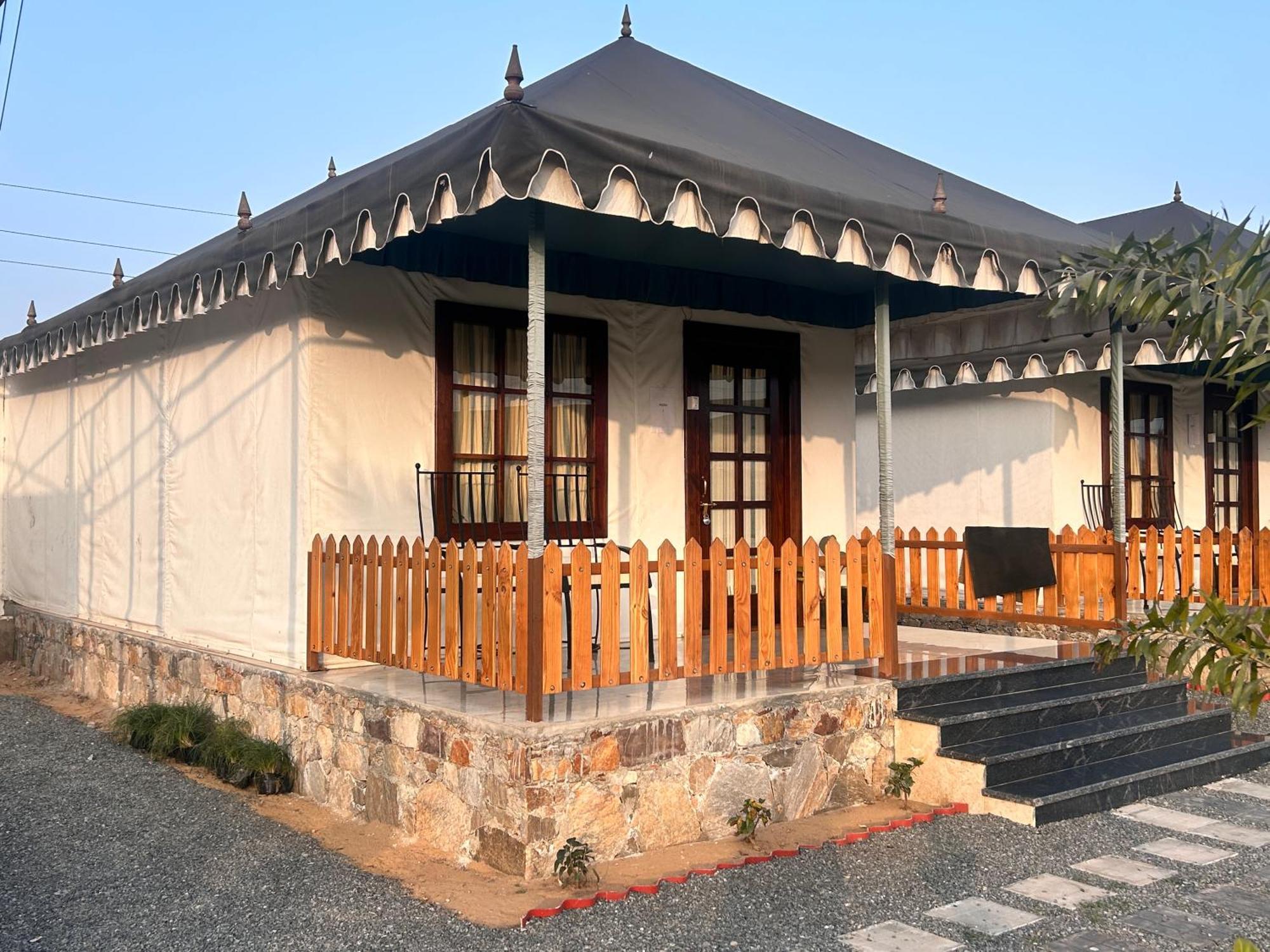 Royal Rajasthan Resort Sikar エクステリア 写真