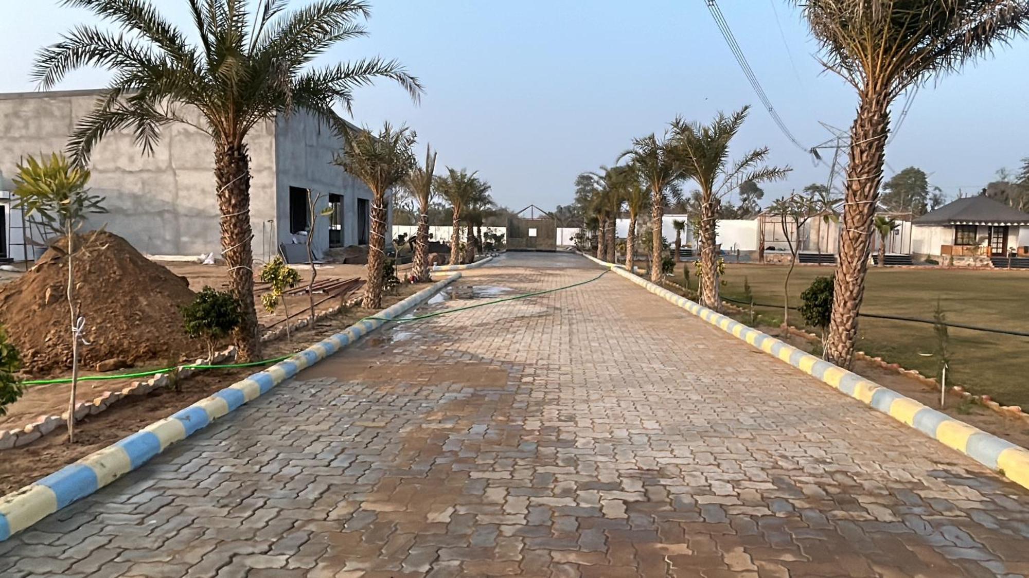 Royal Rajasthan Resort Sikar エクステリア 写真