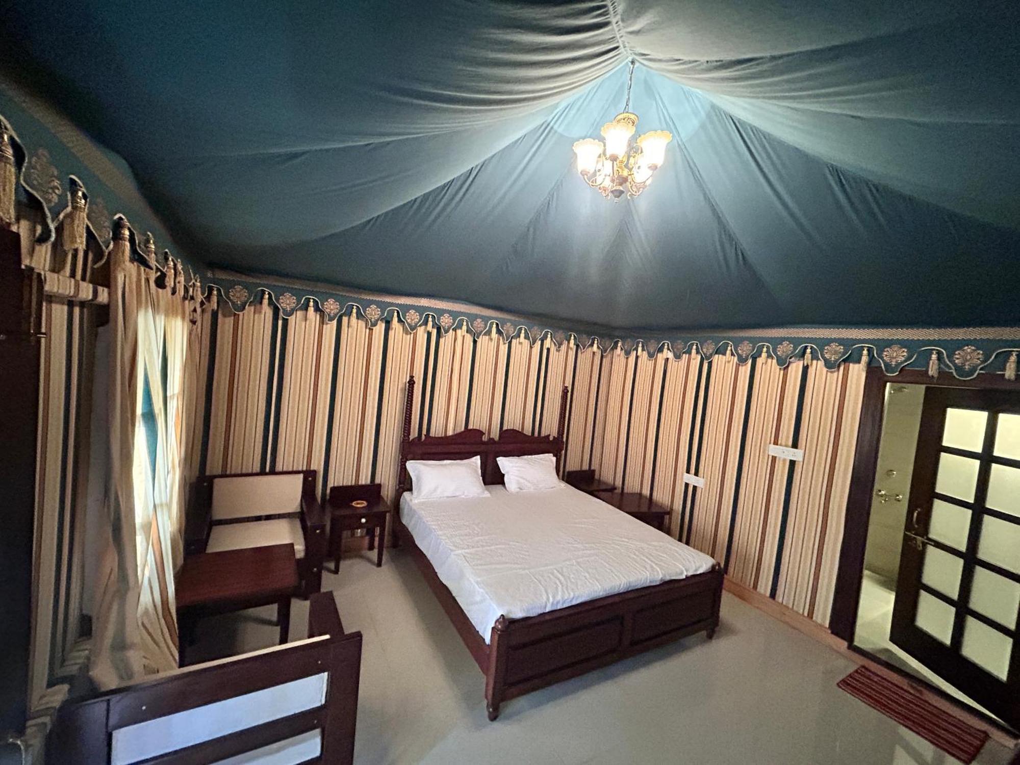 Royal Rajasthan Resort Sikar エクステリア 写真