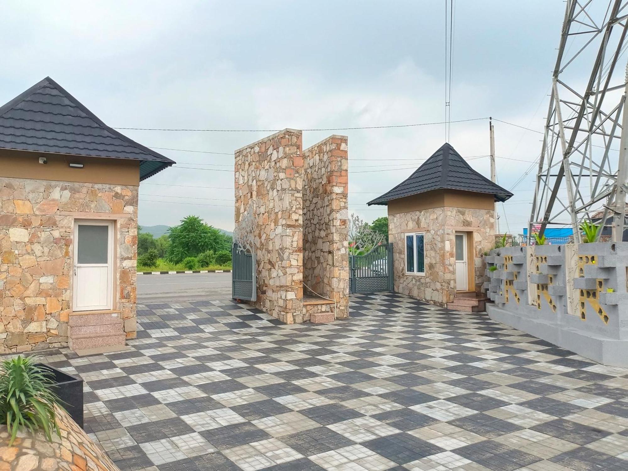 Royal Rajasthan Resort Sikar エクステリア 写真