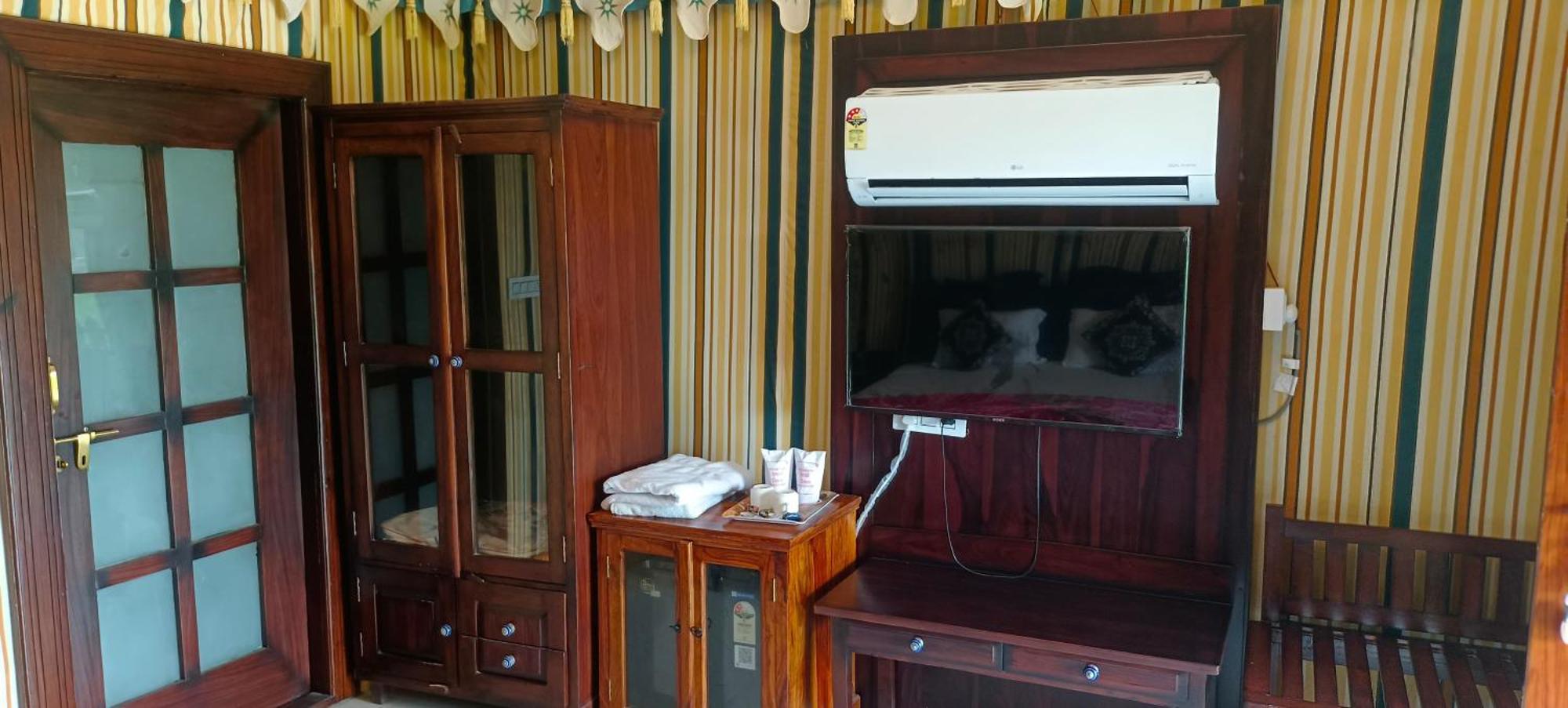 Royal Rajasthan Resort Sikar エクステリア 写真