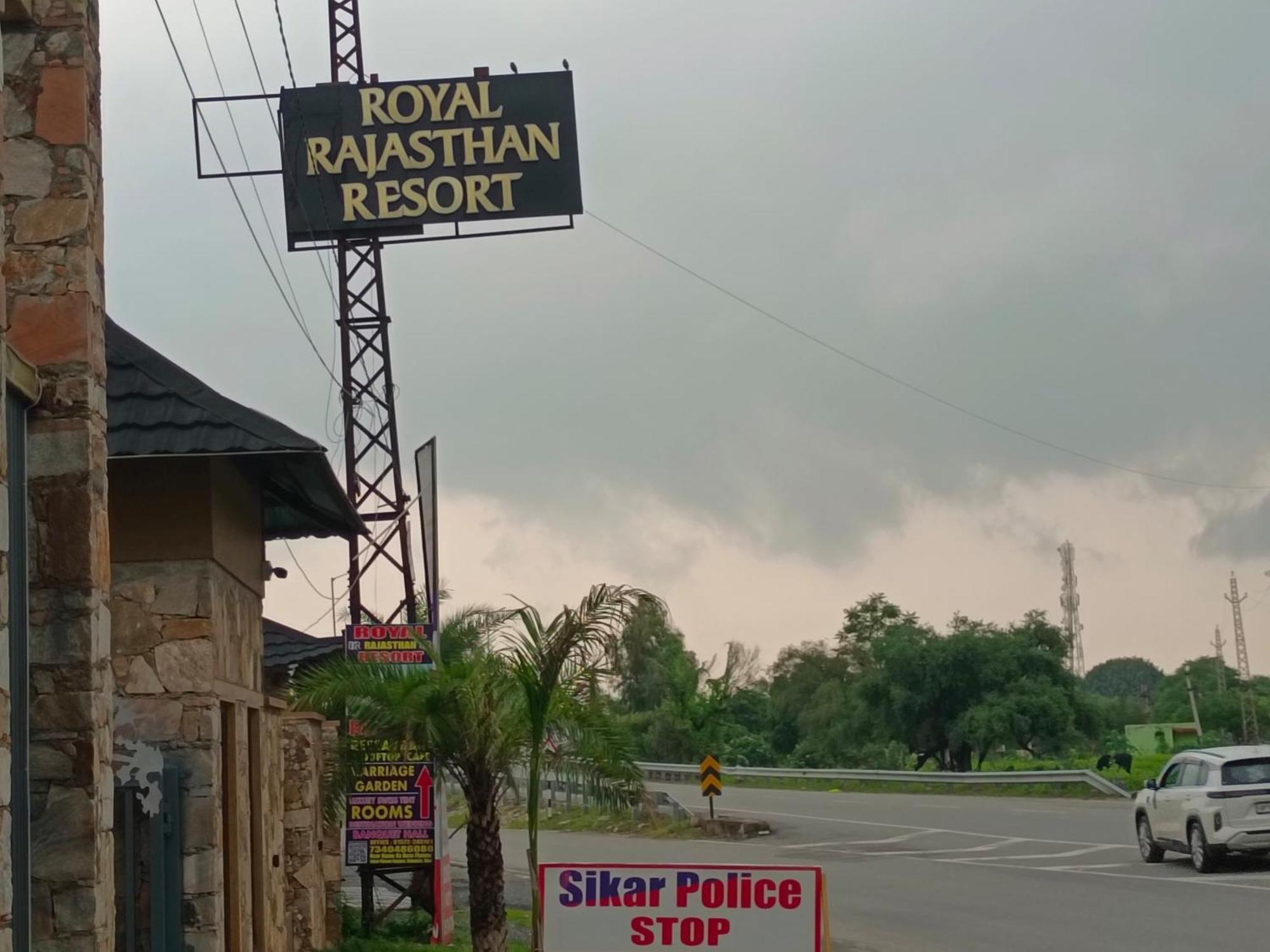 Royal Rajasthan Resort Sikar エクステリア 写真